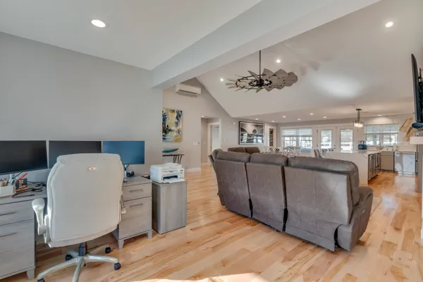 $1,250,000 | 1 Tide Water Drive, Biddeford, ME 04005