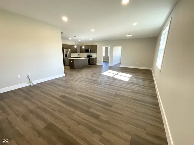 $399,000 | 712 White Oak Road, Spencer, IN 47460