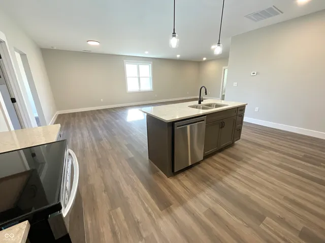 $399,000 | 712 White Oak Road, Spencer, IN 47460