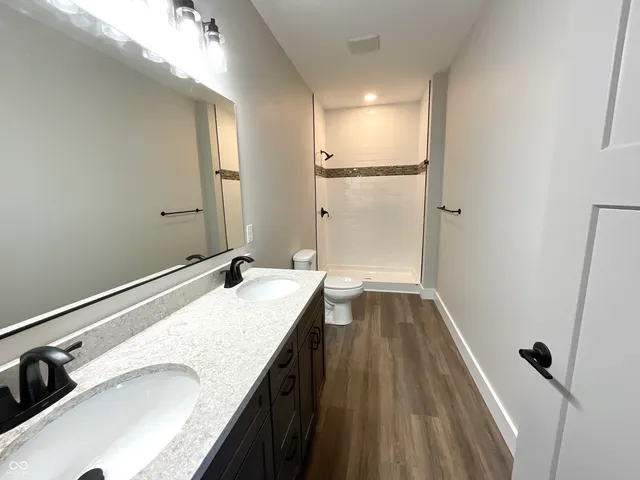 $399,000 | 712 White Oak Road, Spencer, IN 47460