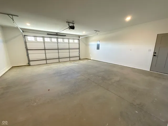 $399,000 | 712 White Oak Road, Spencer, IN 47460