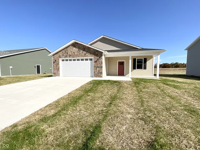 $399,000 | 712 White Oak Road, Spencer, IN 47460