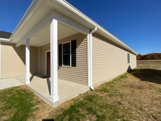 $399,000 | 712 White Oak Road, Spencer, IN 47460