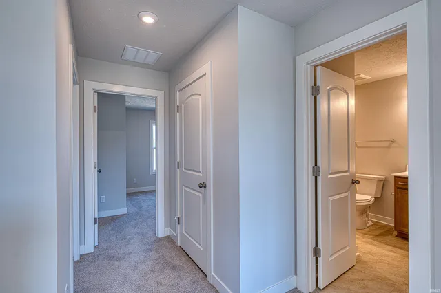 $374,800 | 5122 Goldfinch Drive, Evansville, IN 47725