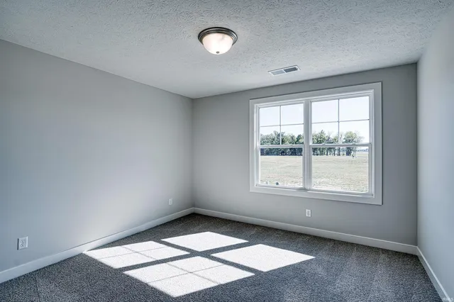 $374,800 | 5122 Goldfinch Drive, Evansville, IN 47725