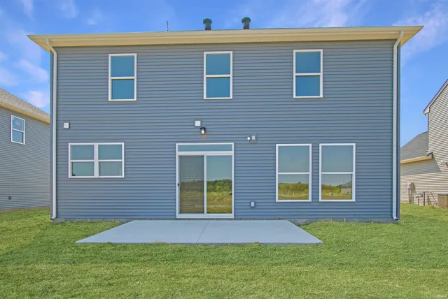 $374,800 | 5122 Goldfinch Drive, Evansville, IN 47725