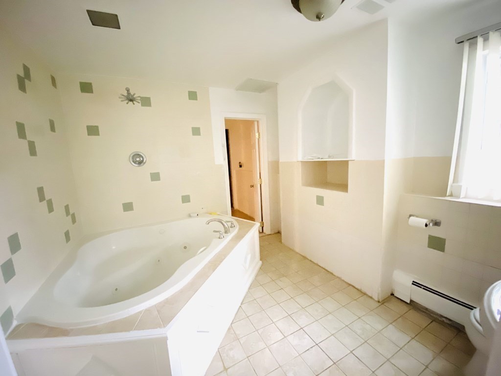 45 Niles Road Randolph, MA 02368 - Photo 19 of 24 Gallery Image 19