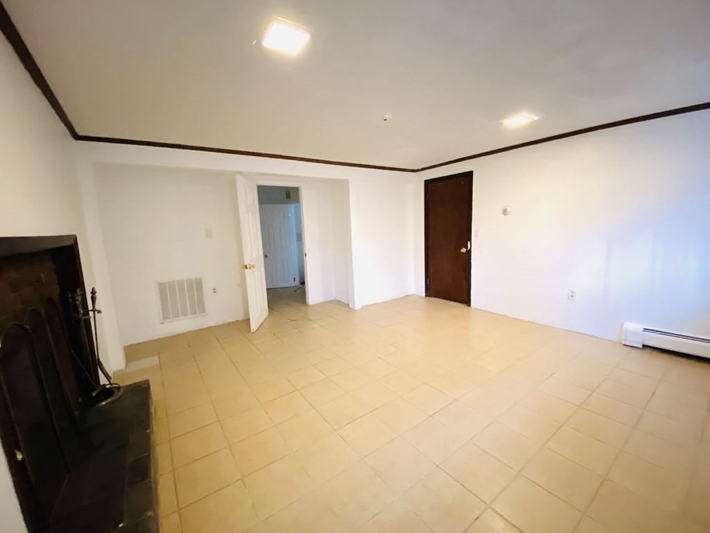 45 Niles Road Randolph, MA 02368 - Photo 7 of 24 Gallery Image 7