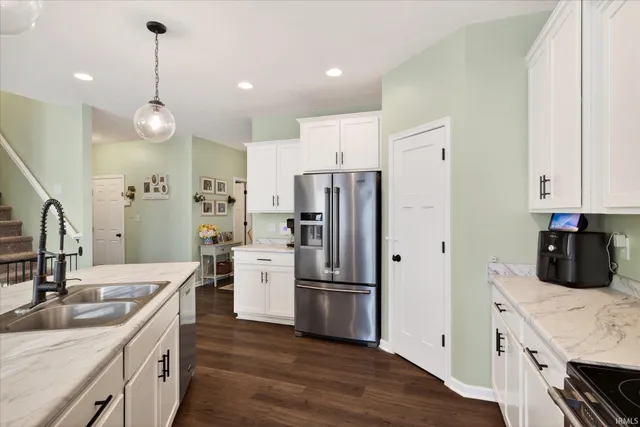 $419,900 | 6225 North Lawrence Lane, Ellettsville, IN 47429