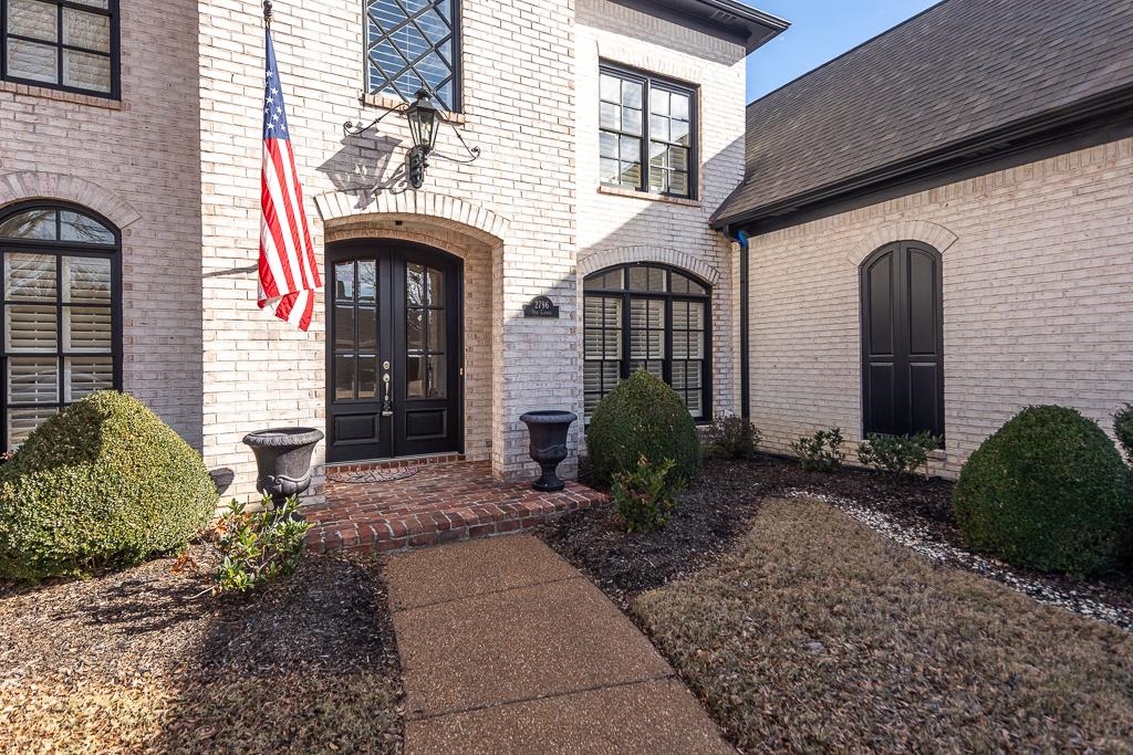 2796 Old Course Drive Collierville, TN 38017 - Photo 2 of 40