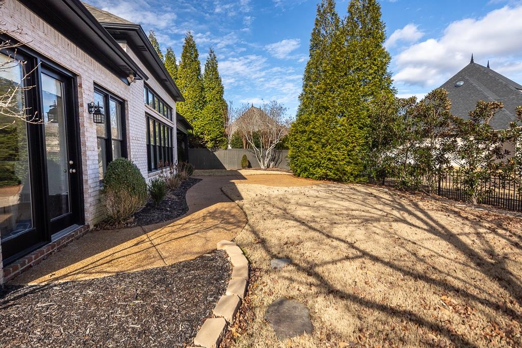 2796 Old Course Drive Collierville, TN 38017 - Photo 33 of 40