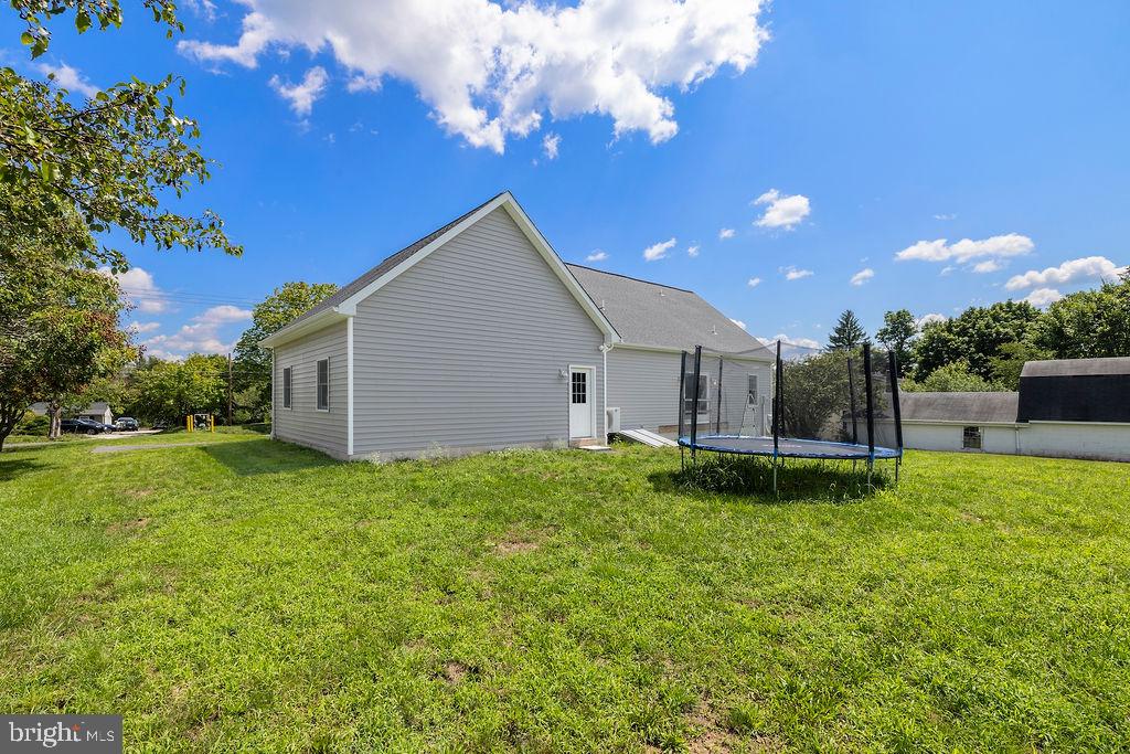 1320 Biglerville Road Gettysburg, PA 17325 - Photo 5 of 51 Gallery Image 5