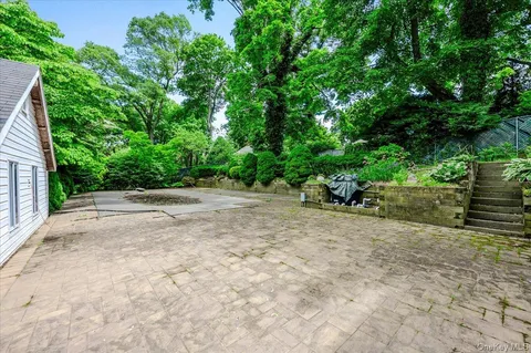 $889,000 | 36 Seaview Avenue, Northport, NY 11768
