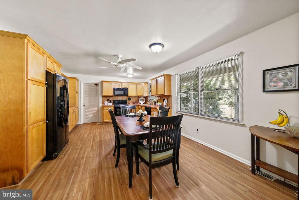 327 Monroe Avenue Cherry Hill, NJ 08002 - Photo 11 of 39 Kitchen