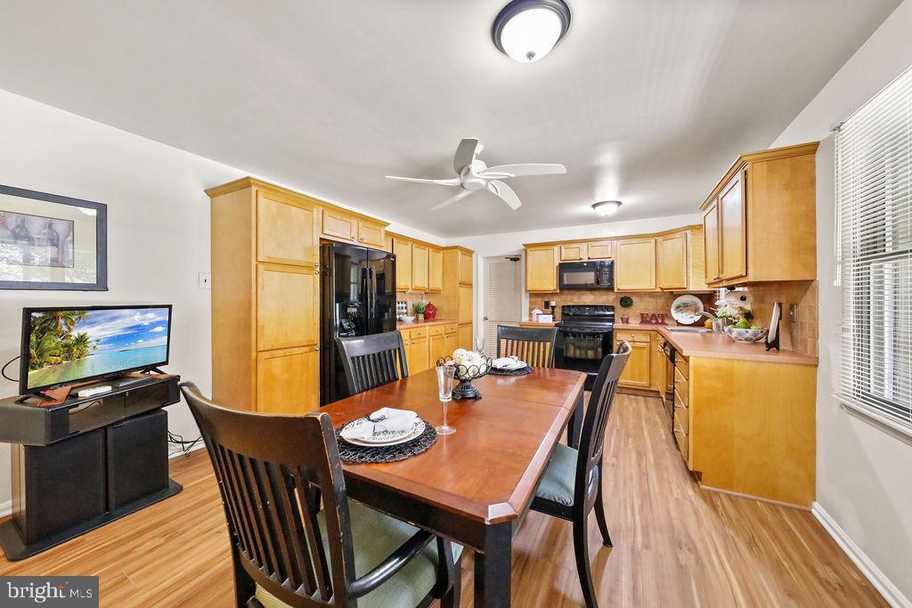 327 Monroe Avenue Cherry Hill, NJ 08002 - Photo 15 of 39 Kitchen