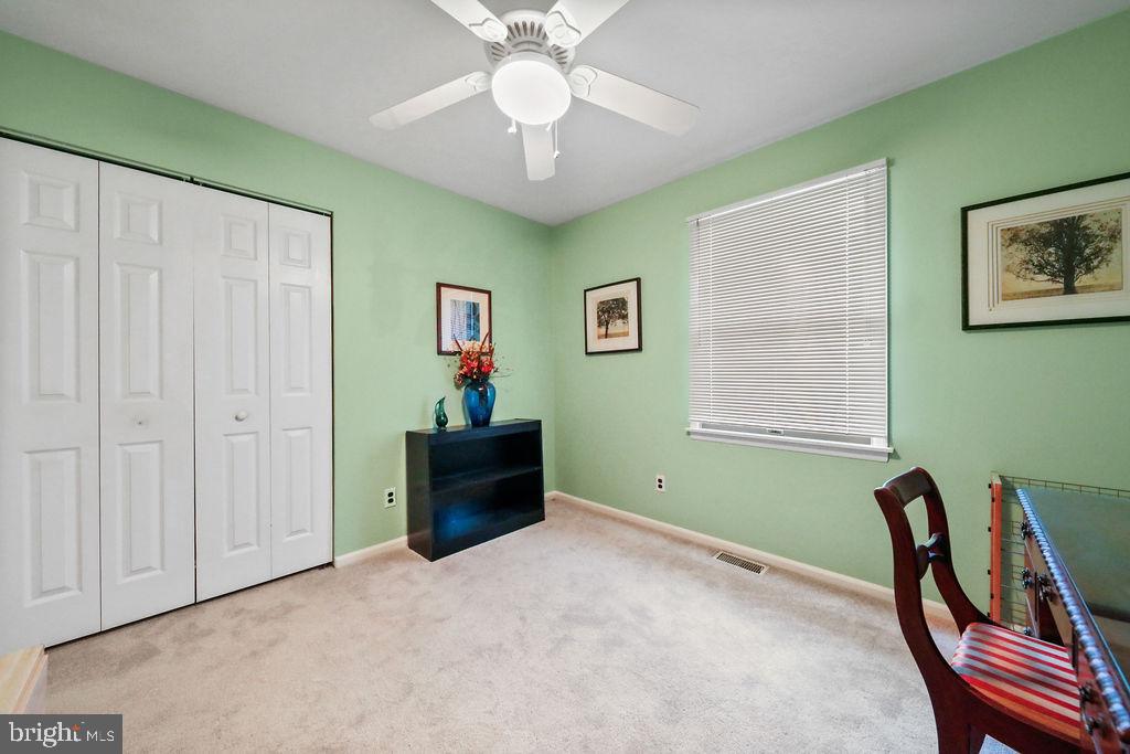 327 Monroe Avenue Cherry Hill, NJ 08002 - Photo 31 of 39 Bed 3