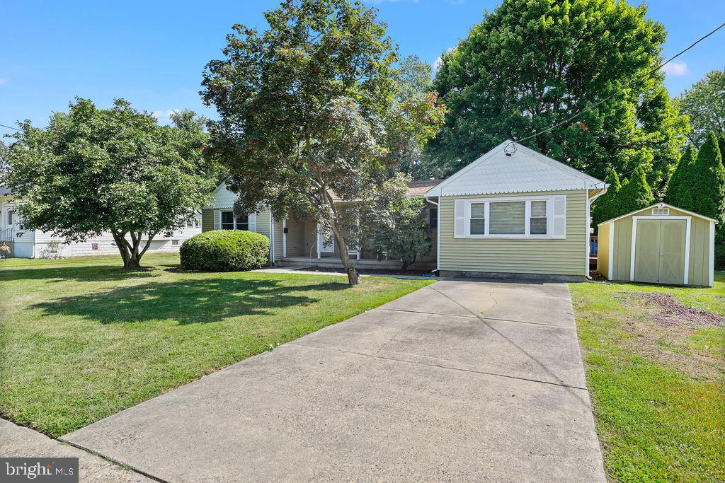 327 Monroe Avenue Cherry Hill, NJ 08002 - Photo 39 of 39 Driveway