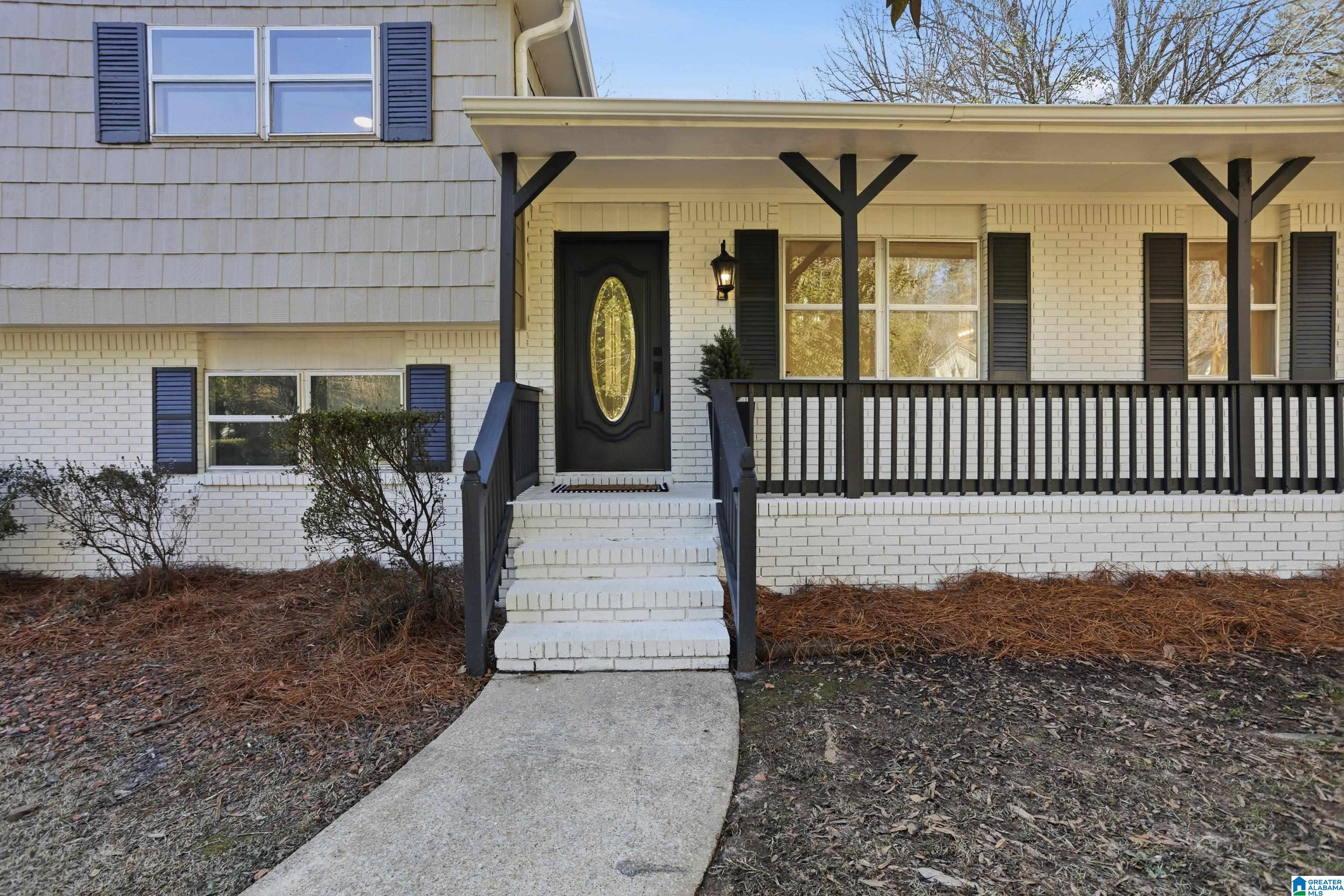 312 Joye Lane Alabaster, AL 35007 - Photo 2 of 44