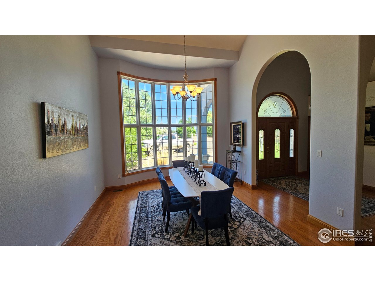 17606 County Road Q Fort Morgan, CO 80701 - Photo 13 of 37 a living room with furniture and a window
