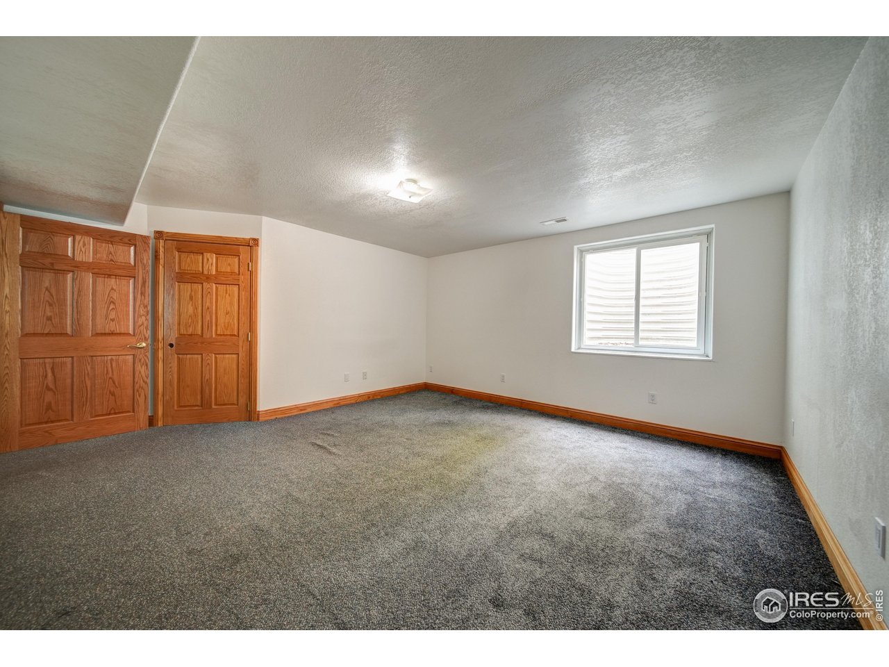 17606 County Road Q Fort Morgan, CO 80701 - Photo 32 of 37 a view of an empty room with a window