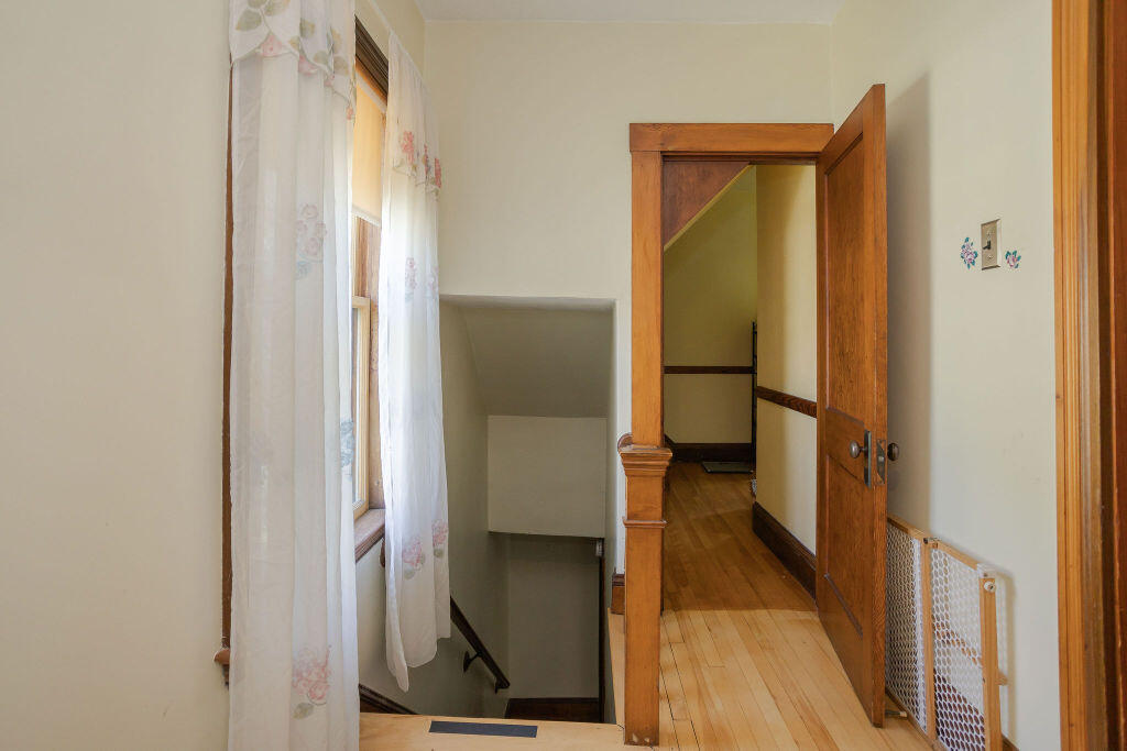 72 Main Street Peru, ME 04290 - Photo 27 of 92 taylor-kaminsky-photo-109