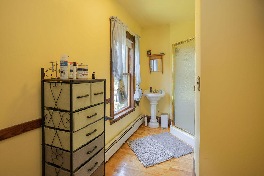 72 Main Street Peru, ME 04290 - Photo 41 of 92 taylor-kaminsky-photo-123