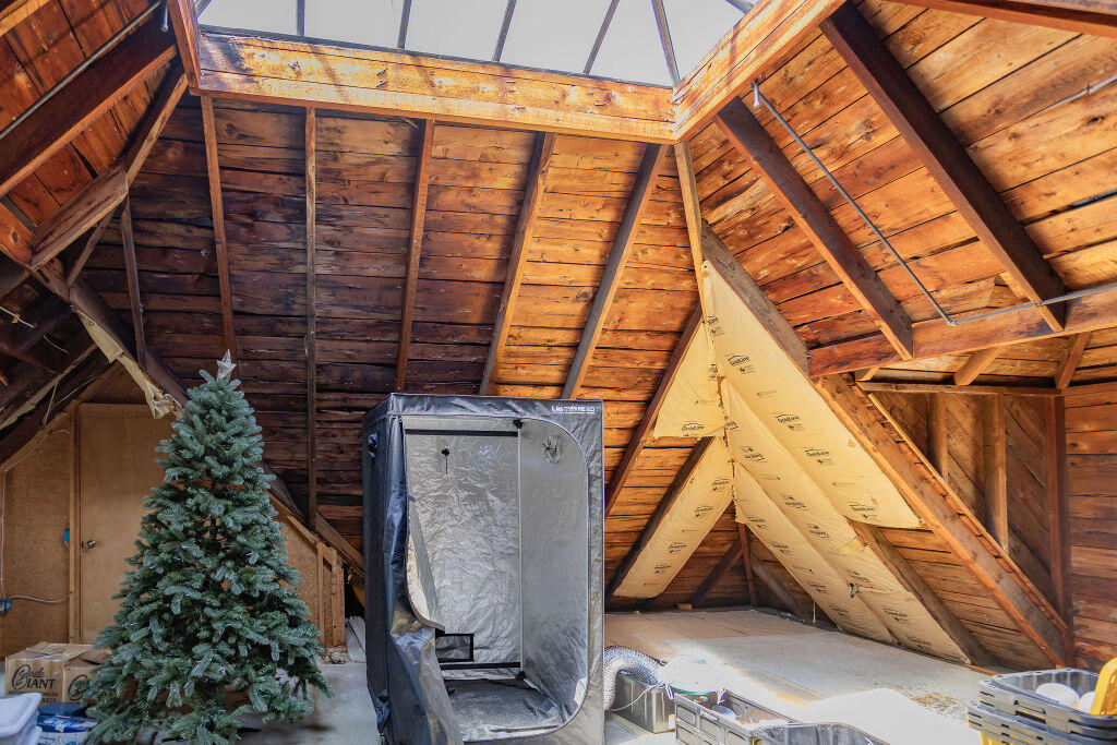 72 Main Street Peru, ME 04290 - Photo 46 of 92 taylor-kaminsky-photo-128