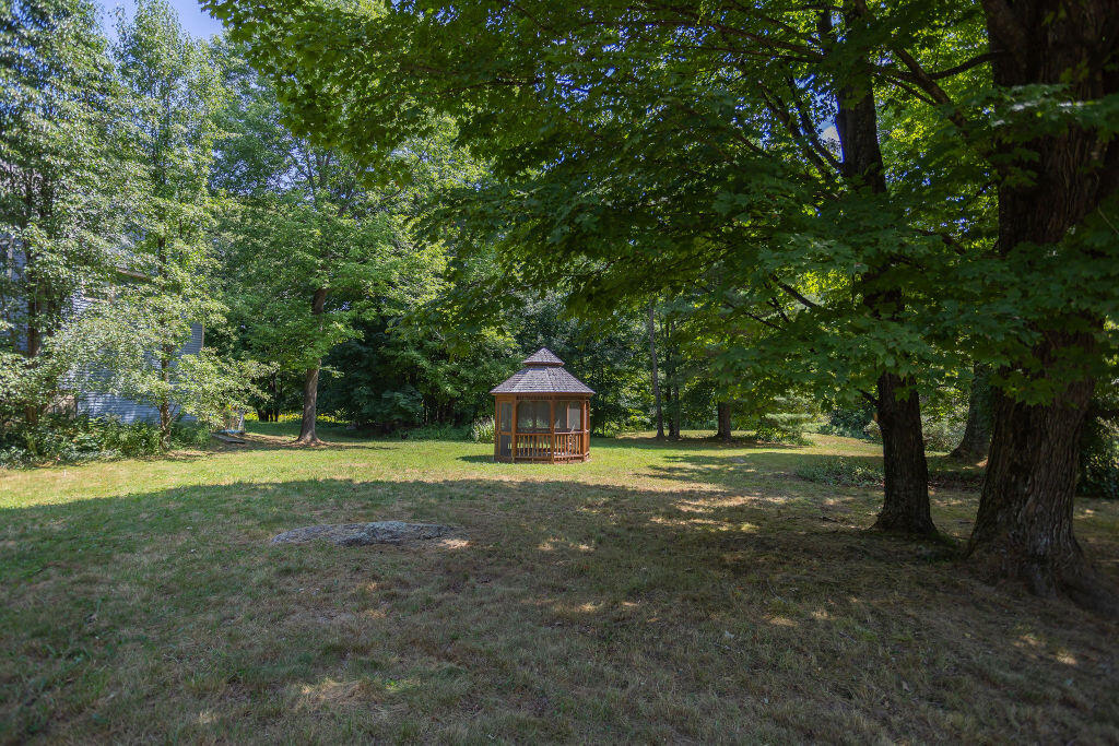 72 Main Street Peru, ME 04290 - Photo 66 of 92 taylor-kaminsky-photo-46