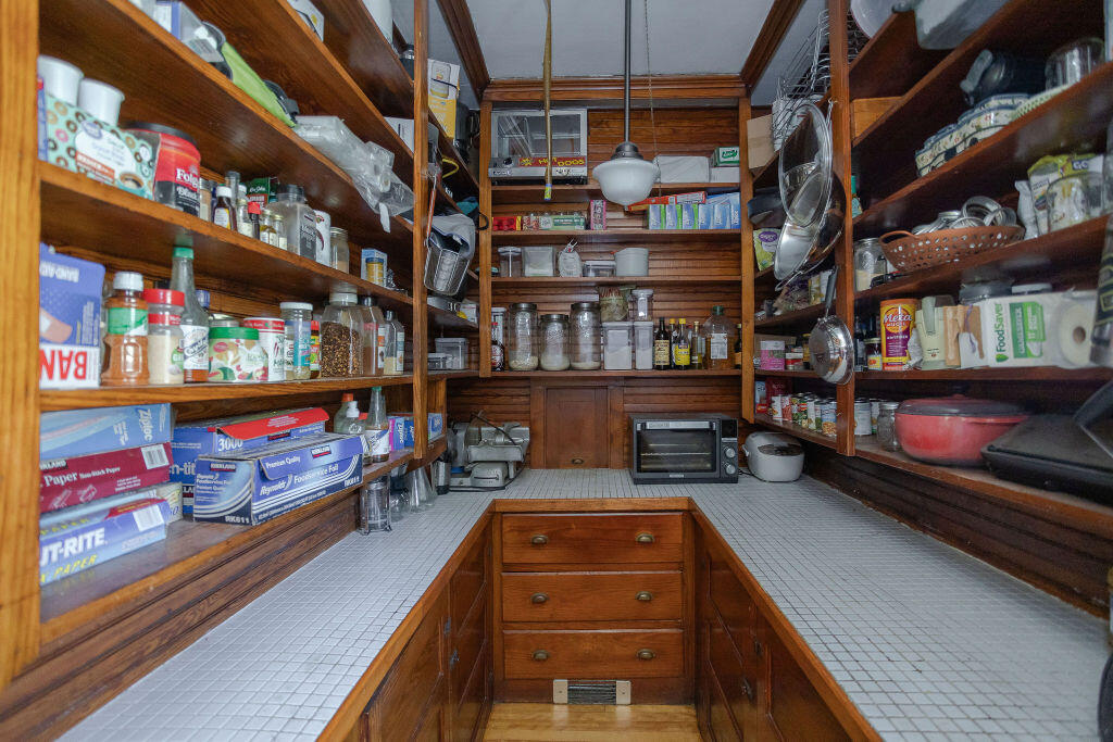 72 Main Street Peru, ME 04290 - Photo 10 of 92 taylor-kaminsky-photo-91