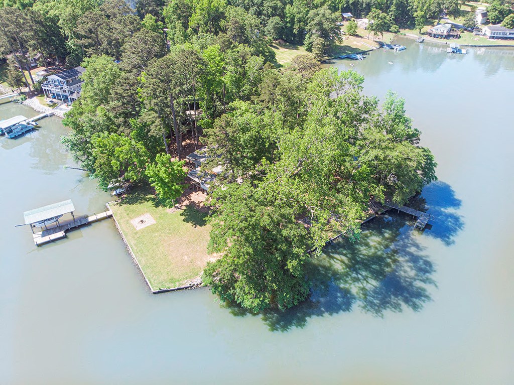1023 Ligon Road Greenwood, SC 29649 - Photo 7 of 35