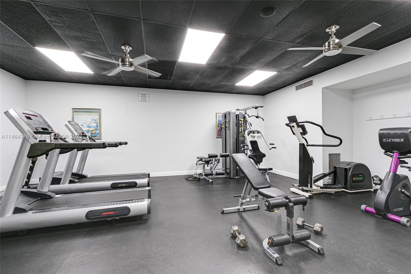 250 Gate Road, Unit 255 Hollywood, FL 33024 - Photo 14 of 43 Gallery Image 14