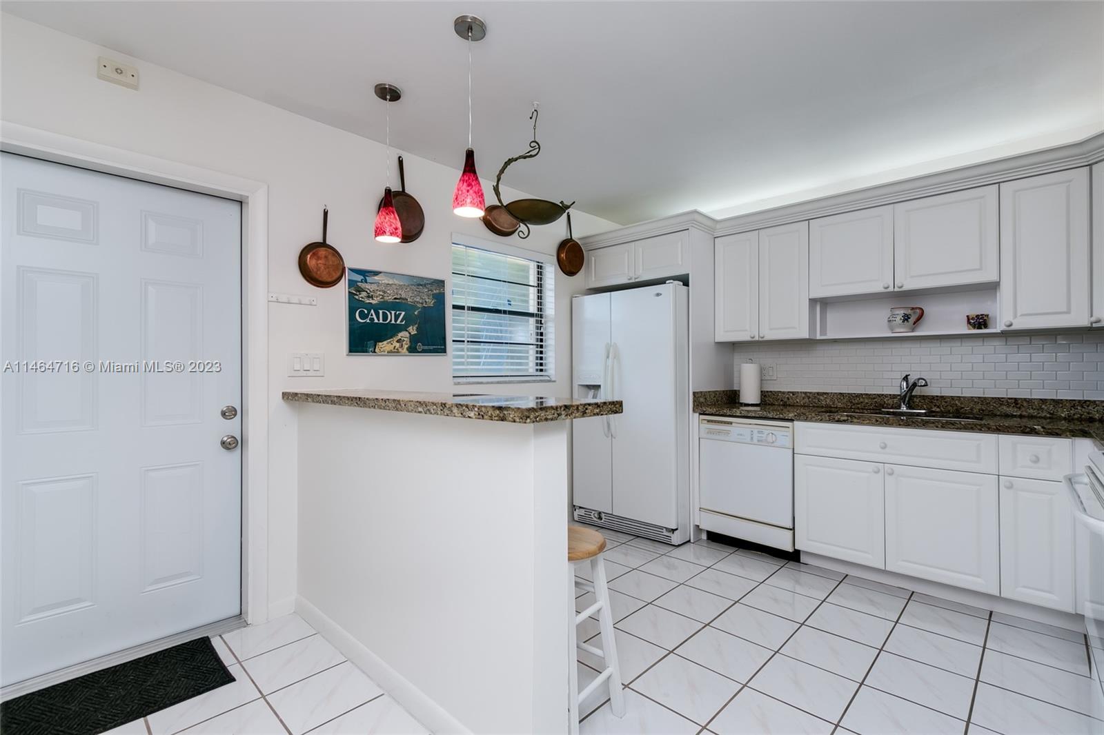 250 Gate Road, Unit 255 Hollywood, FL 33024 - Photo 23 of 43 Gallery Image 23