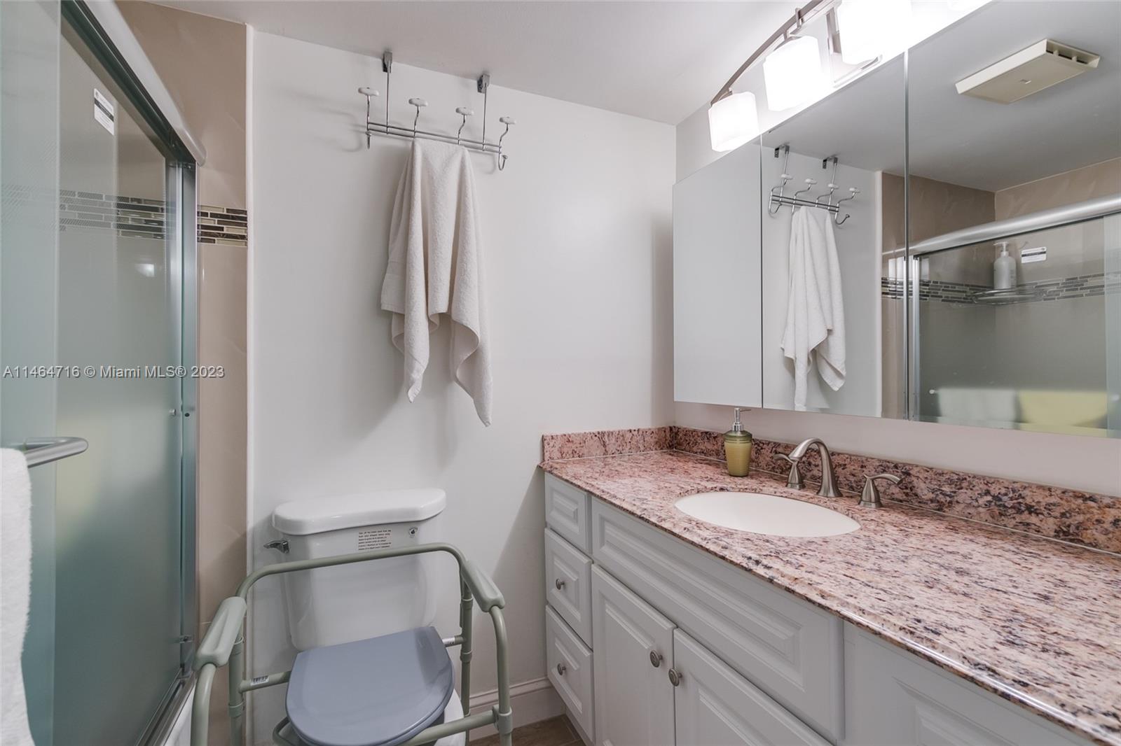 250 Gate Road, Unit 255 Hollywood, FL 33024 - Photo 35 of 43 Gallery Image 35