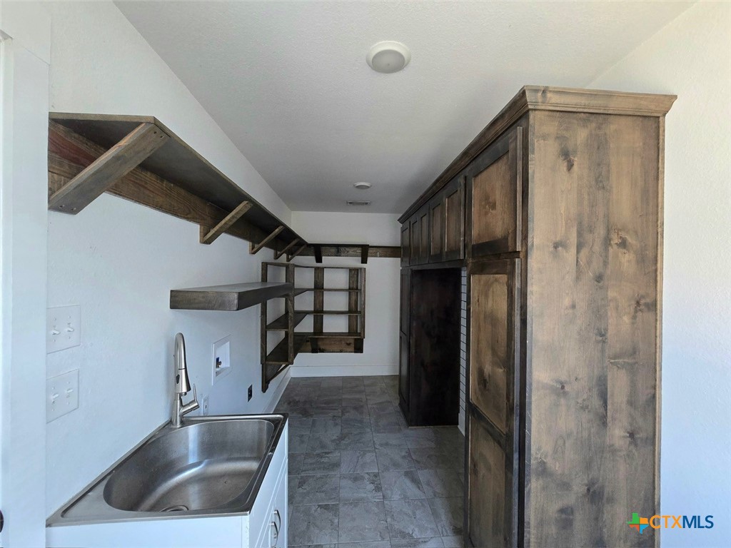 1005 Bridge Street Lampasas, TX 76550 - Photo 14 of 29 a view of entryway and hall