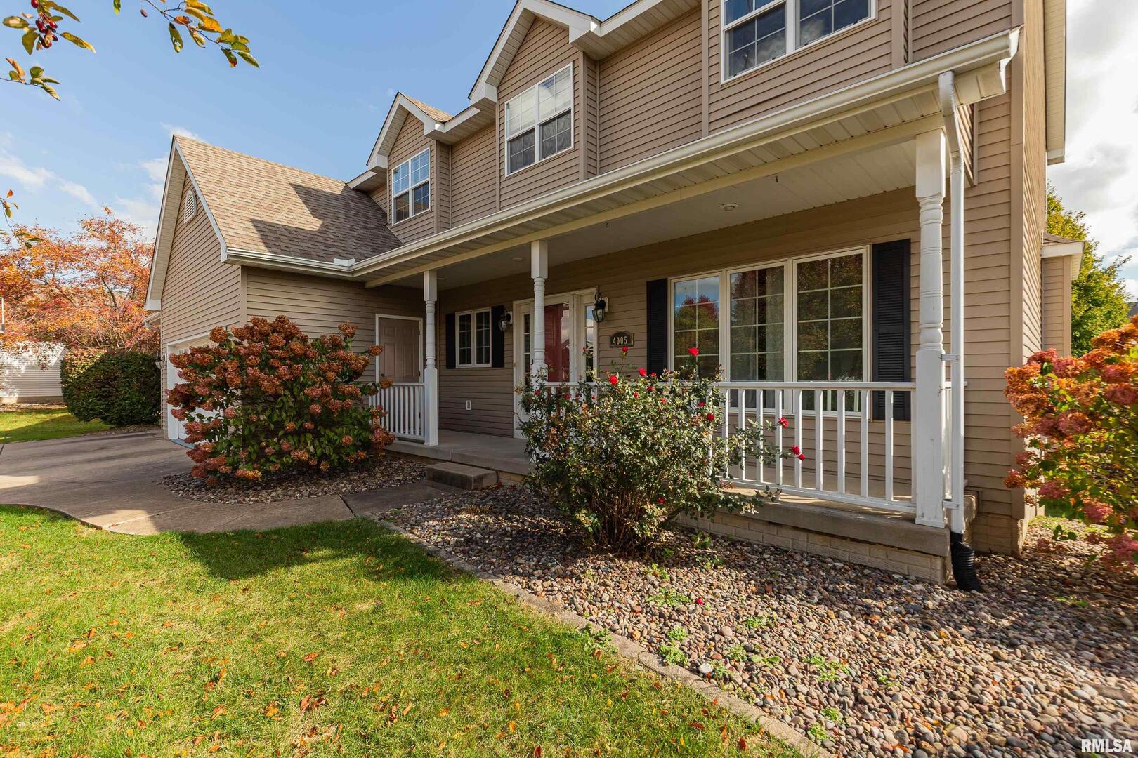 4005 Raleigh Avenue Bettendorf, IA 52722 - Photo 2 of 26