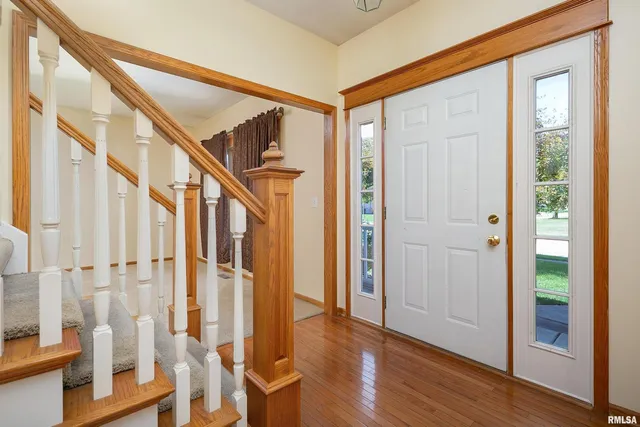 $3,250 | 4005 Raleigh Avenue, Bettendorf, IA 52722