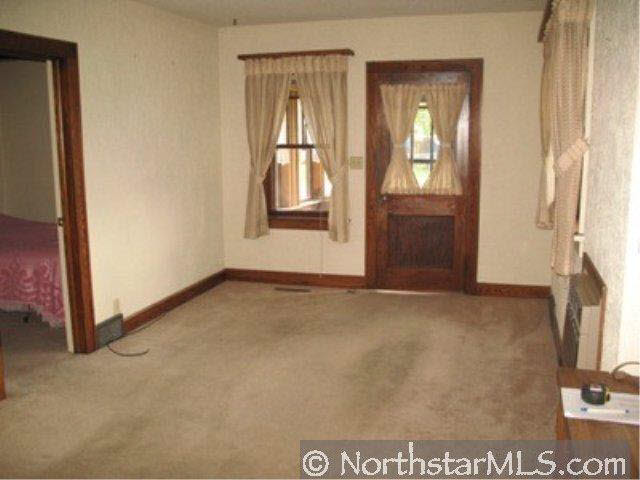 219 Chamberlain Street Rice Lake, WI 54868 - Photo 4 of 9