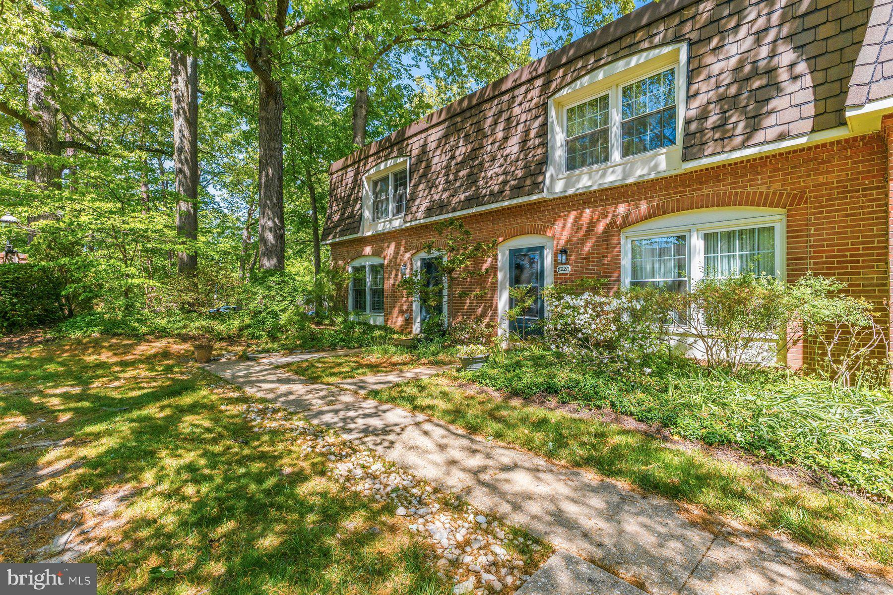 8220 Carrleigh Parkway, Unit 11 Springfield, VA 22152 - Photo 2 of 26