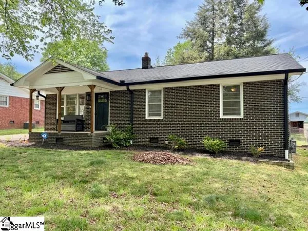 $250,000 | 515 Ridgewood Drive, Greer, SC 29651