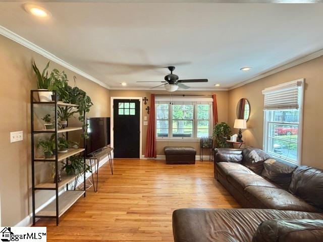 515 Ridgewood Drive Greer, SC 29651 - Photo 9 of 27