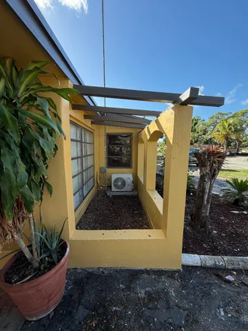 $2,900 | 2320 Sunrise Drive, West Palm Beach, FL 33415