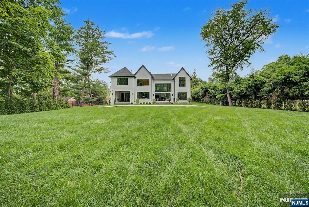 592 Piermont Road Demarest, NJ 07627 - Photo 43 of 50