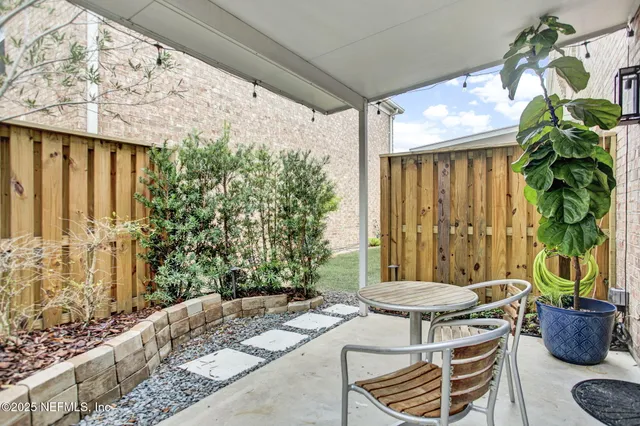 $174,000 | 5201 Atlantic Boulevard, Unit 273, Jacksonville, FL 32207