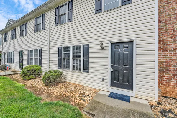 $230,000 | 3600 Old Forest Road, Unit 136, Lynchburg, VA 24501