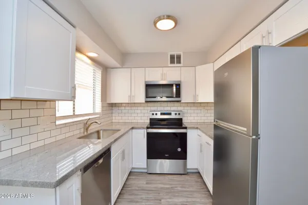 $1,449 | 645 North Arrowhead Drive, Unit 4, Chandler, AZ 85224