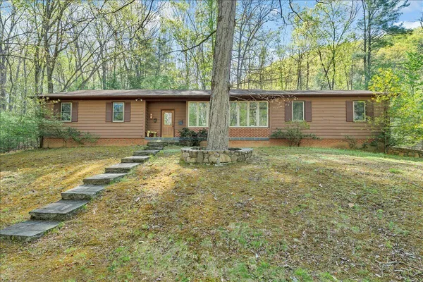 $439,900 | 3878 Harborwood Road, Salem, VA 24153