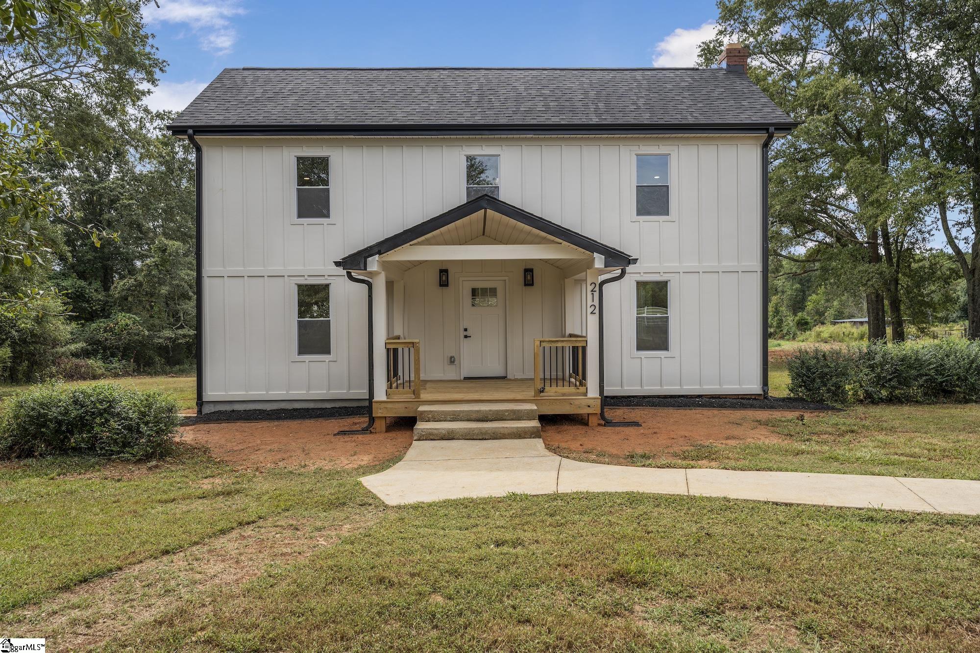 212 Colonels Road Pendleton, SC 29670 - Photo 3 of 48