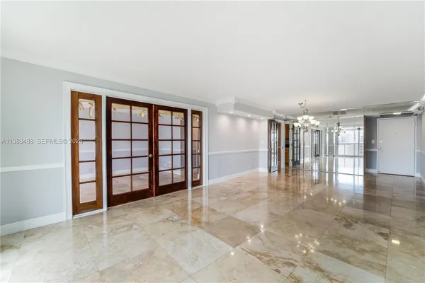 $3,200 | 6039 Collins Avenue, Unit 1229, Miami Beach, FL 33140