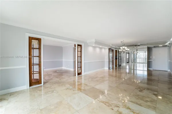 $3,200 | 6039 Collins Avenue, Unit 1229, Miami Beach, FL 33140