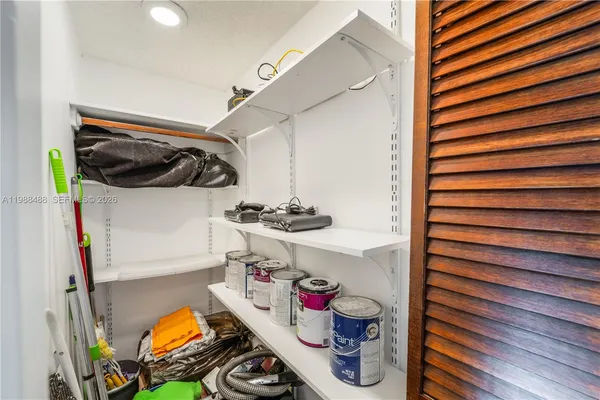 $3,200 | 6039 Collins Avenue, Unit 1229, Miami Beach, FL 33140